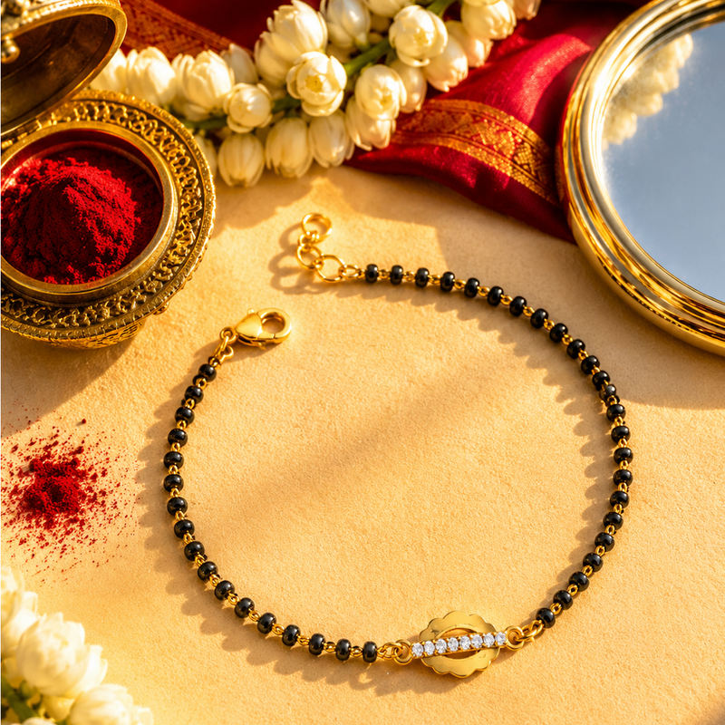Nira Shell Mangalsutra Bracelet