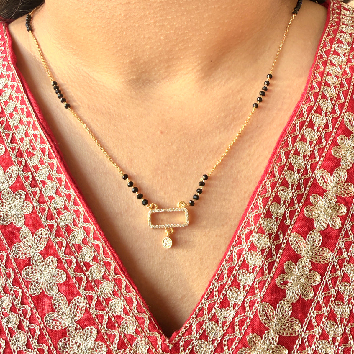 Nyra Link Mangalsutra