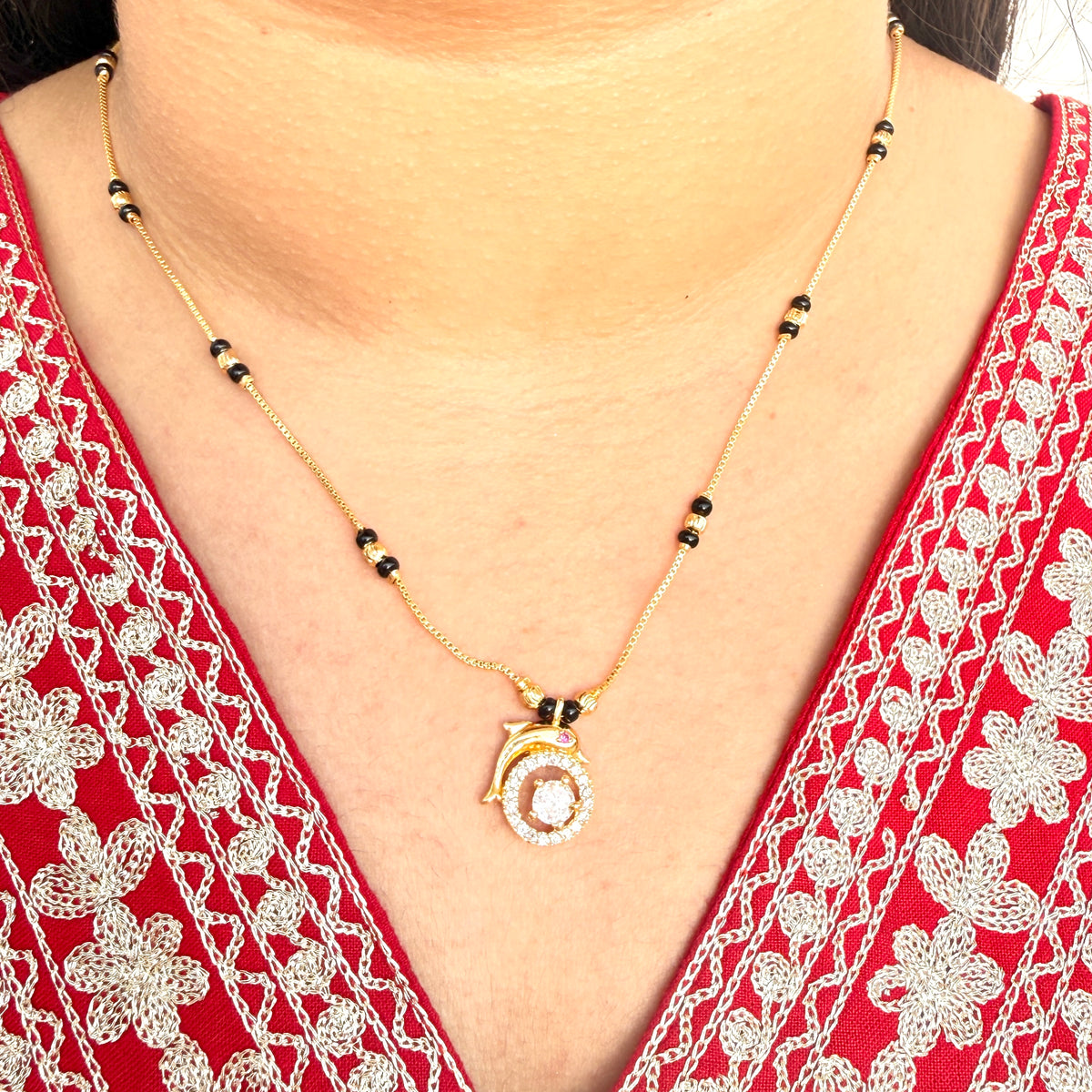 Mina Dolphin Mangalsutra