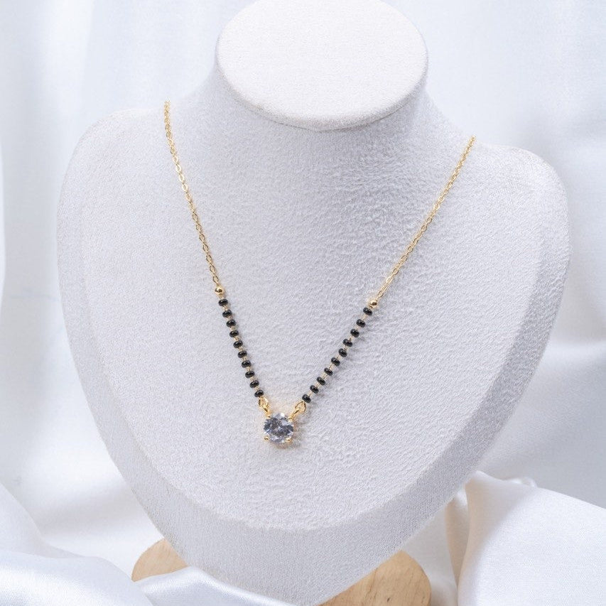 Ekaa Single-Stone Mangalsutra