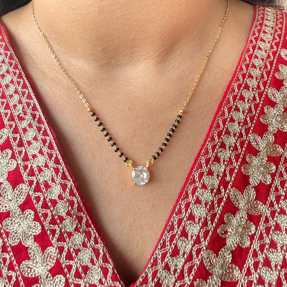 Ekaa Single-Stone Mangalsutra