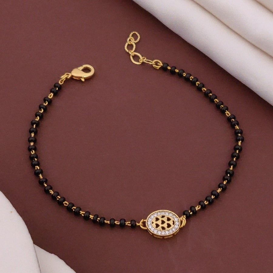 Jaali Oval Mangalsutra Bracelet